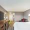 Hampton Inn Milwaukee Brookfield