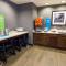 Hampton Inn & Suites - Pittsburgh/Harmarville, PA - Harmarville