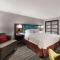 Hampton Inn & Suites Chicago-Hoffman Estates - Hoffman Estates