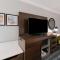 Hampton Inn & Suites Chicago-Hoffman Estates - Hoffman Estates