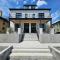 Extra Spacious 4 Bed / 4.5 Bath Music Row Home - Nashville