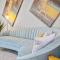 Stylish & Bright ~ Huge Backyard ~ King Beds ~ Pkg