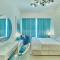 FIRST CLASS 2BD, Full Burj Khalifa view in the Heart of Downtown - Dubai