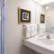 Hampton Inn & Suites Amelia Island-Historic Harbor Front - Fernandina Beach