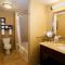 Hampton Inn Marquette-Waterfront