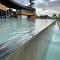 Seafront OnCall - private jacuzzi with 4 cozy bedrooms - 圣胡安