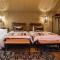 Hideaways Amava River Lodge, Balule, Greater Kruger