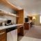 Home2 Suites by Hilton Denver West / Federal Center - Lakewood