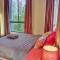 Hill Myna Condo by Bcare - Two Bedrooms - Ban Thalat Choeng Thale