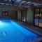 'Monktonmead Lodge' in secluded setting, with private indoor pool. - Ryde