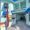 ON Flagler Avenue! Dog Friendly with Balcony and Parking Walk to the Beach! - New Smyrna Beach