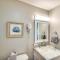 Inviting Virginia Beach Condo with Community Pool - فرجينيا بيتش