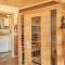 Downtown Drift-Hot Tub,Sauna,Bikes,Pet Friendly