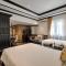 Monarque Hotel Danang
