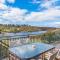 The Lake House Meadowbank: Waterfront Retreat - Ellendale