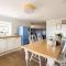 Luxurious Complex: 2 barns together edge of Frome