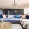 Luxurious Complex: 2 barns together edge of Frome