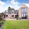 Green Cottage Luxury Stay Peak District near Alton Towers - Stanton