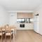 Resort-style Docklands Riverview Stay with Parking - ملبورن