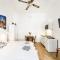 Corbie Downtown Apartment