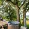 Tilbury Shepherd Huts with Hot Tubs Plus Holiday Cottages - West Bagborough