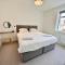 Fountain Apartment No 4 with Free Parking