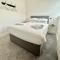 Fountain Apartment No 5 with Free Parking