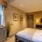 Eton House - Self Check-In, Ensuite Rooms & Self-Catering Studios - Yeovil