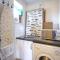 Mill Village 68, Somer House - P