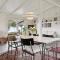 3 Bedroom Gorgeous Home In Knebel