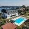 Bella Vista Apartments con piscina - Lakeside Leisure & Business