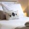 Windrush Lake 87, The Retreat - P