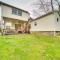 Meadville Apartment with Deck Less Than 2 Mi to Allegheny! - ميدفيل