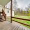 Meadville Apartment with Deck Less Than 2 Mi to Allegheny! - ميدفيل