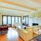 Charming MPLS Home with Patio - Walk to Uptown! - Minneapolis