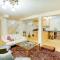 Charming MPLS Home with Patio - Walk to Uptown! - Minneapolis