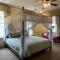 Lee House Inn