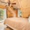 Big Log Lodge - McHenry