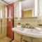 Nev 404 Centrally located 6 pax apartment and garage - 拉茨欧马兹