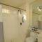V3833 - End Drive - Meredith Lodging - Palm Desert