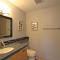 VB851 - Blue Bird - Meredith Lodging