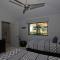 VB851 - Blue Bird - Meredith Lodging