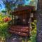 Gardenia Room on Tropical Lush Farm in Haiku, Maui - Huelo