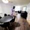 4-Bedroom House Close to Beach