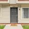 Spacious 1BR [End Unit] in the Heart of Roseville