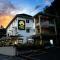 Golden Lodge