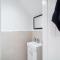 Stylish Spacious 1 Bedroom Apt At Dealhouse