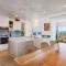 Frankies Beach House family and pet friendly