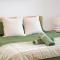 Frankies Beach House family and pet friendly