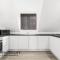 SCA-Arden House 10min to NEC Sleeps 6 Parks 2 Vans